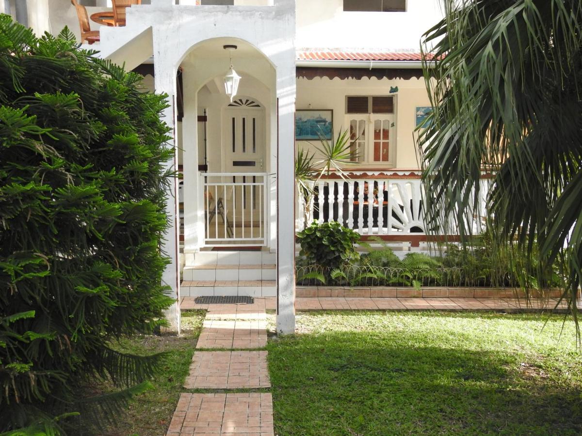 Villa Nanou , Villa De Plein Pied Avec Joli Jardin Bouillante Buitenkant foto