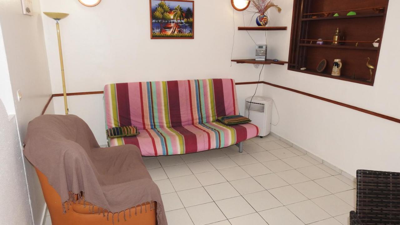 Villa Nanou , Villa De Plein Pied Avec Joli Jardin Bouillante Buitenkant foto